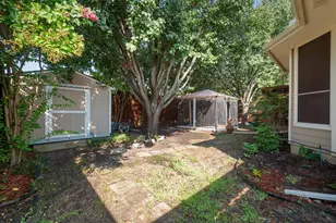 6869 Cape Cod Dr, Grand Prairie, TX 75054 - Photo 39