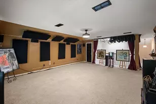 6869 Cape Cod Dr, Grand Prairie, TX 75054 - Photo 37