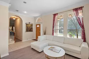 6869 Cape Cod Dr, Grand Prairie, TX 75054 - Photo 9