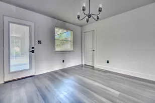 751 Botany Bay Dr, Dallas, TX 75211 - Photo 21