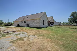 8789 Hutcheson Hill Rd, Springtown, TX 76082 - Photo 31