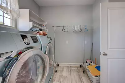 8789 Hutcheson Hill Road, Springtown, TX 76082 - Photo 19