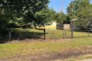 336 Cannon, Quinlan, TX 75474 - Photo 3