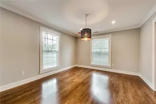 1218 W Clarendon Dr, Dallas, TX 75208 - Photo 7