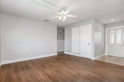 2121 Travis Drive, Carrollton, TX 75006 - Photo 5