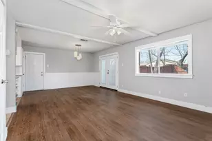 2121 Travis Dr, Carrollton, TX 75006 - Photo 3