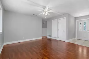 2121 Travis Dr, Carrollton, TX 75006 - Photo 7