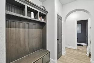 1945 Snowball Ln, Glenn Heights, TX 75154 - Photo 11