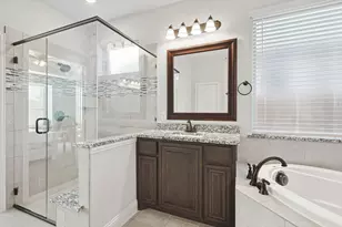 1945 Snowball Ln, Glenn Heights, TX 75154 - Photo 15