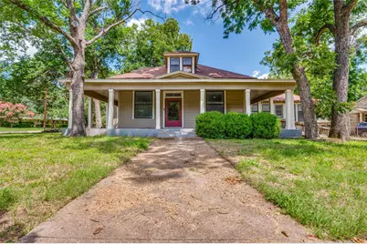 408 W Decatur Street, Ennis, TX 75119 - Photo 1