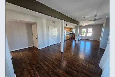 1615 S Ervay Street #5, Dallas, TX 75215 - Photo 5