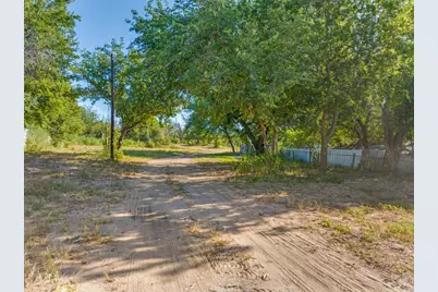 3737 E Highway 199, Springtown, TX 76082 - Photo 3