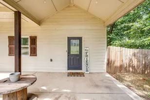 2341 Oak Leaf Trail, Cleburne, TX 76031 - Photo 5