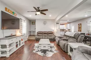 2341 Oak Leaf Trail, Cleburne, TX 76031 - Photo 5