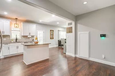 2341 Oak Leaf Trail, Cleburne, TX 76031 - Photo 17