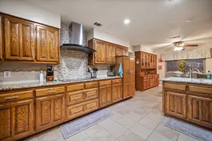 5110 Wareham Dr, Arlington, TX 76017 - Photo 9