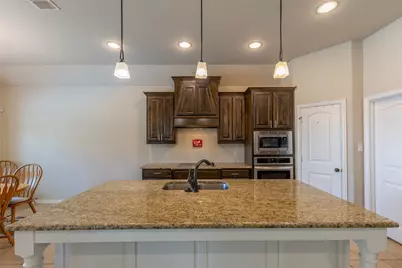 544 McKittrick Court, Godley, TX 76044 - Photo 9