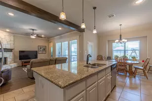 544 McKittrick Ct, Godley, TX 76044 - Photo 7