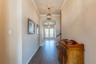 544 McKittrick Ct, Godley, TX 76044 - Photo 3