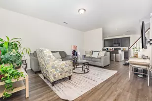 6032 Hailey Ct, Providence Village, TX 76227 - Photo 5