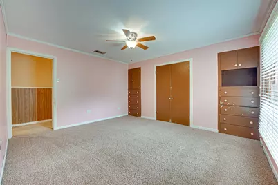 555 E James Street, Wills Point, TX 75169 - Photo 15