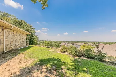 2406 Drawbridge Drive, Arlington, TX 76012 - Photo 39