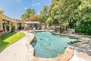 2406 Drawbridge Dr, Arlington, TX 76012 - Photo 37