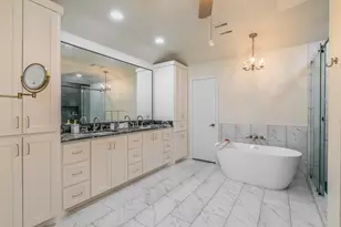 2406 Drawbridge Dr, Arlington, TX 76012 - Photo 25