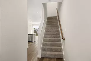 537 Galt Dr, Stephenville, TX 76401 - Photo 7