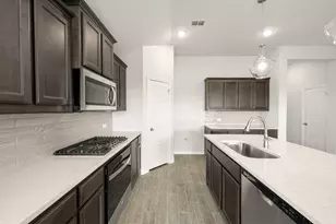 737 Scarlet Sage, Waxahachie, TX 75165 - Photo 5