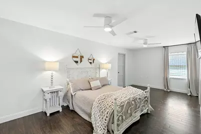 116 Seminole Drive, Lake Kiowa, TX 76240 - Photo 17