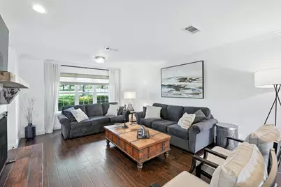 116 Seminole Drive, Lake Kiowa, TX 76240 - Photo 7