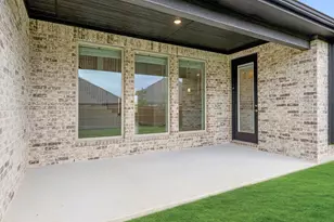 812 Blue Fescue Rd, Fort Worth, TX 76247 - Photo 37