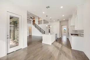 812 Blue Fescue Rd, Fort Worth, TX 76247 - Photo 15