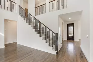 812 Blue Fescue Rd, Fort Worth, TX 76247 - Photo 27