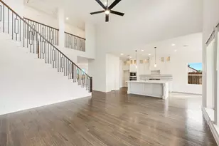 812 Blue Fescue Rd, Fort Worth, TX 76247 - Photo 19