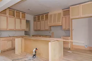 7013 Oakmont Terrace, Fort Worth, TX 76132 - Photo 5