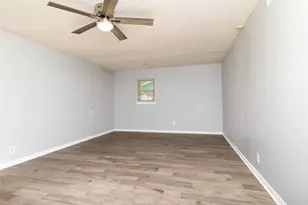 637 Post Oak Dr, Hurst, TX 76053 - Photo 19