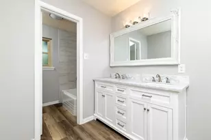 637 Post Oak Dr, Hurst, TX 76053 - Photo 29