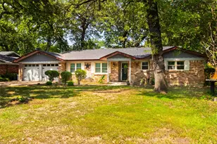 637 Post Oak Dr, Hurst, TX 76053 - Photo 35