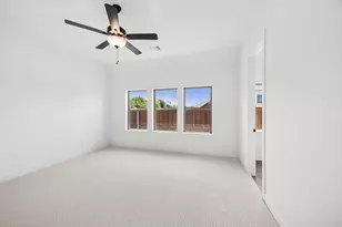 1112 Rosemary Ln, Crowley, TX 76036 - Photo 9