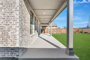 1933 Jade Frst Ln, Mesquite, TX 75181 - Photo 3