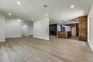 406 Shadywood Ln, Richardson, TX 75080 - Photo 5