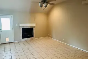 701 Park Pl, Whitesboro, TX 76273 - Photo 3