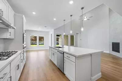 547 Wisteria Street, Little Elm, TX 75068 - Photo 3