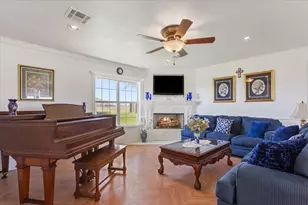 596 County Rd 3425, Clifton, TX 76634 - Photo 19