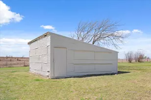 596 County Rd 3425, Clifton, TX 76634 - Photo 29