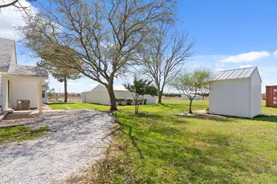 596 County Road 3425, Clifton, TX 76634 - Photo 33