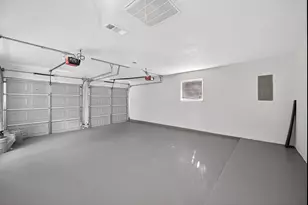 205 Volunteer Dr, Arlington, TX 76014 - Photo 23