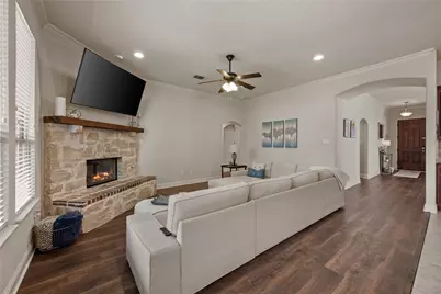 15841 River Glen Drive, Frisco, TX 75035 - Photo 11